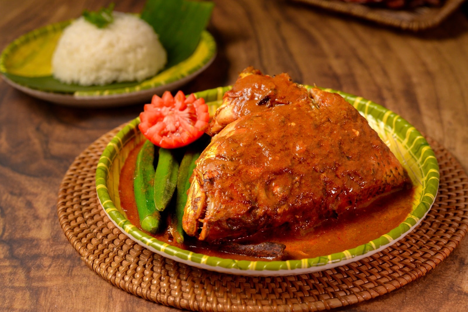 Nasi Lemak dengan Ayam Goreng Kampung